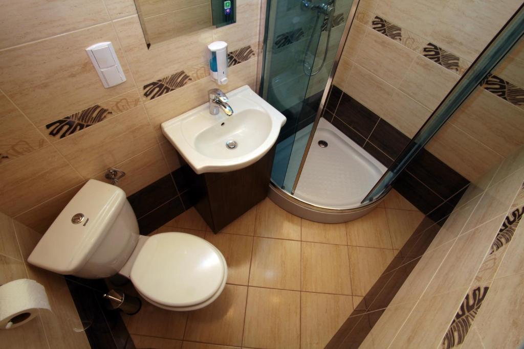 クラクフ Momotown Privates Bed & Breakfast 部屋 写真